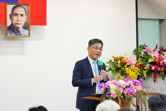 沈孟儒校長致詞感謝卸任的李經維院長，對新任許耿福院長充滿期許